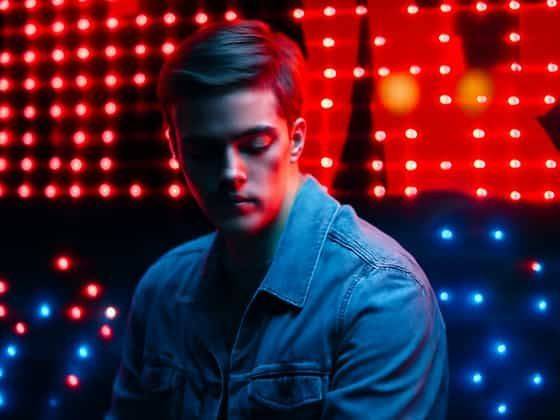 HEALTH & Carpenter Brut